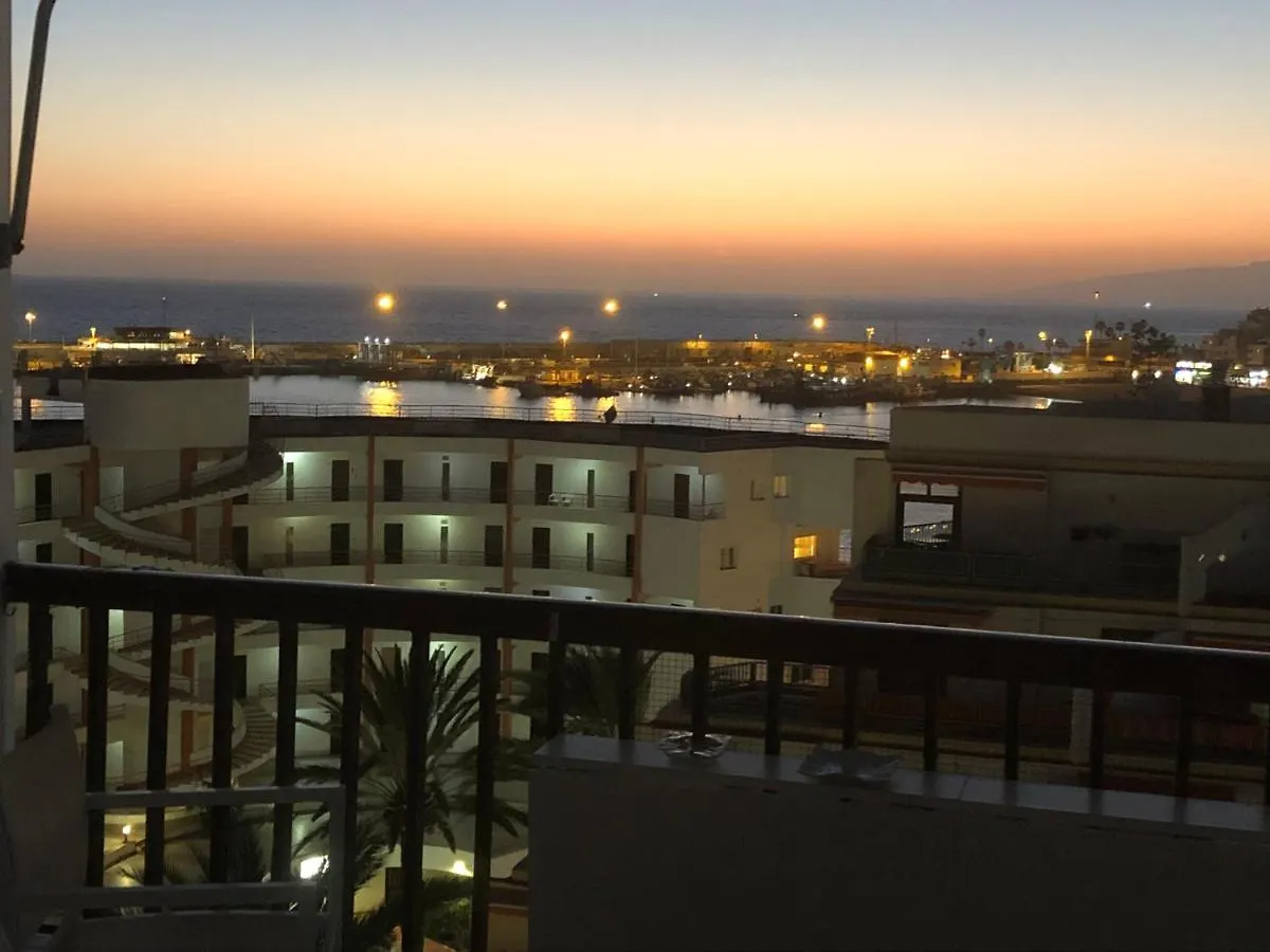 Apartamento First Line Sea, Luxury Penthouse, Sea And Sunset View Vivenda Vacational Guayero 618 Los Cristianos  Los Cristianos (Tenerife)