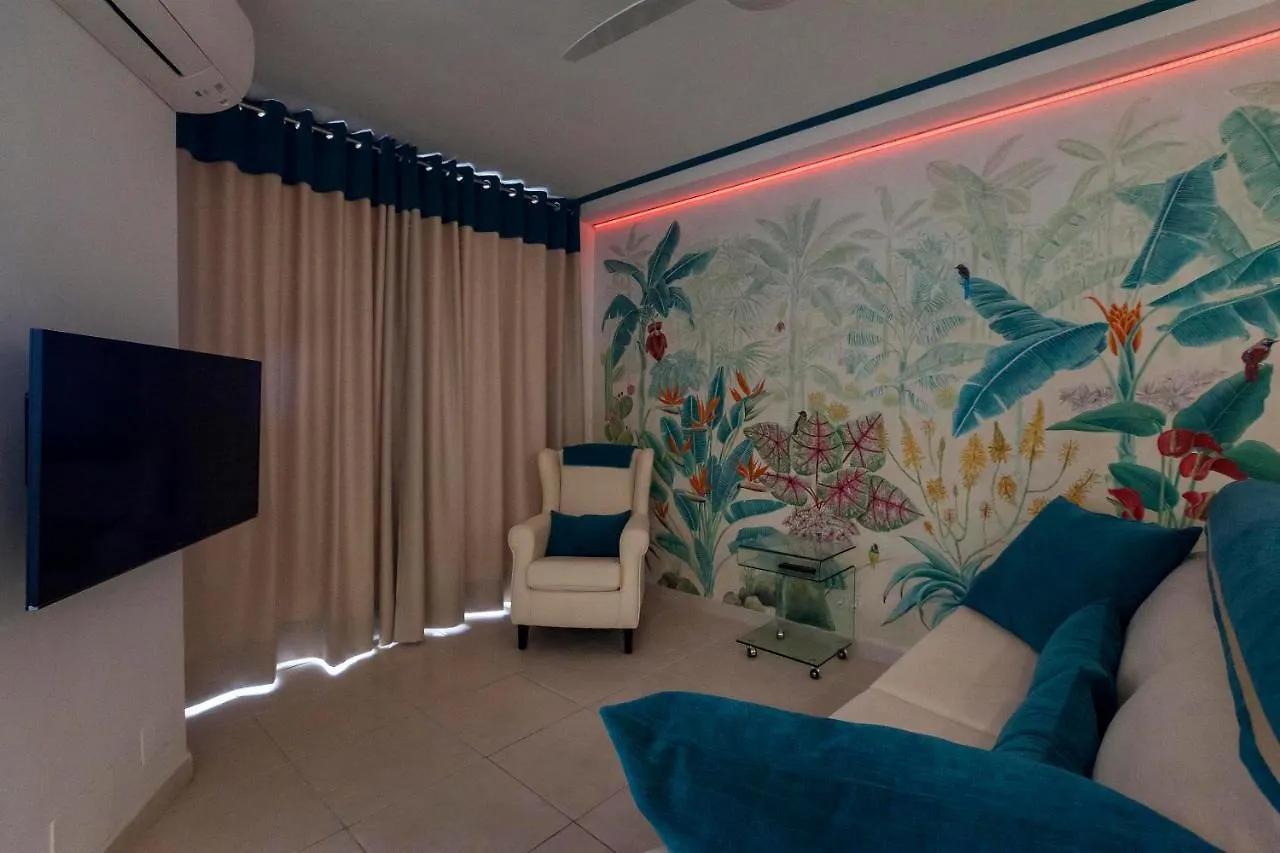 Apartamento First Line Sea, Luxury Penthouse, Sea And Sunset View Vivenda Vacational Guayero 618 Los Cristianos  España